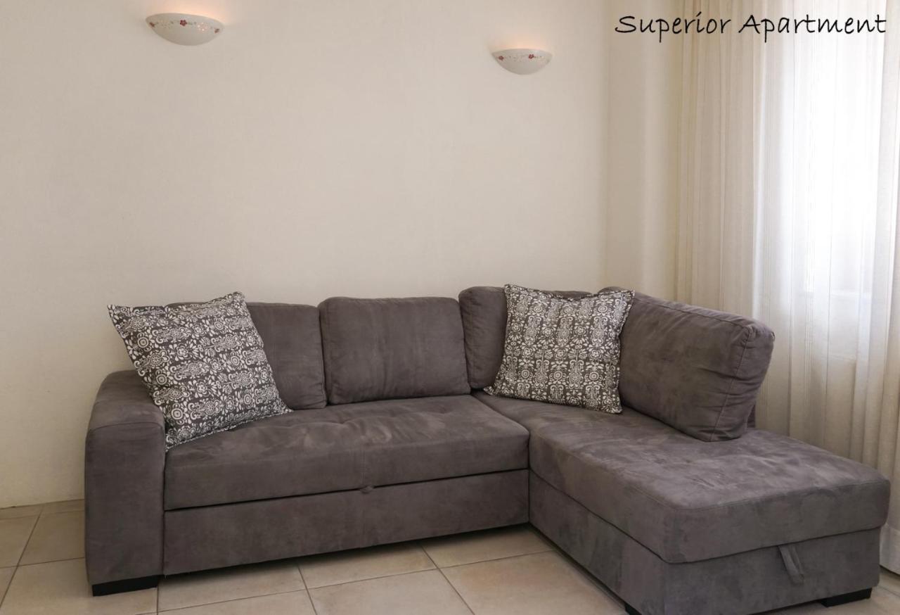 Apartment Villa Carolina ครานสกา โกรา ภายนอก รูปภาพ