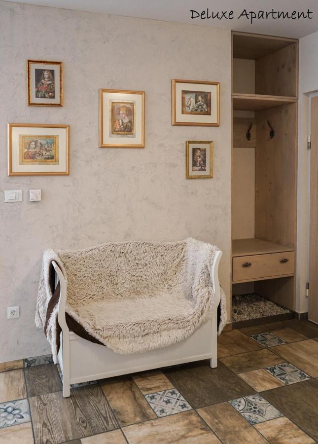 Apartment Villa Carolina ครานสกา โกรา ภายนอก รูปภาพ